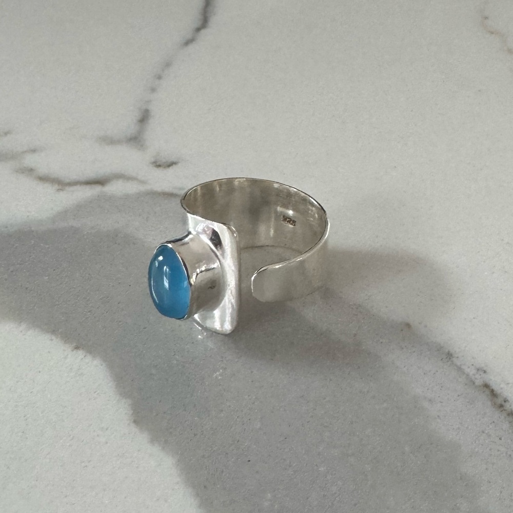 NWOT Sundance Clifftop Ring, Blue Chalcedony, Sterling Silver